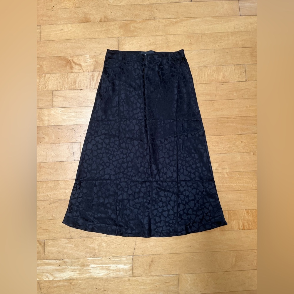 Realisation Par Naomi Skirt in Romance